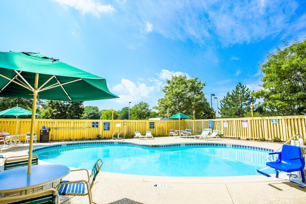 Country Inn & Suites By Radisson, Chicago-Hoffman Хоффман-Эстейтс Экстерьер фото