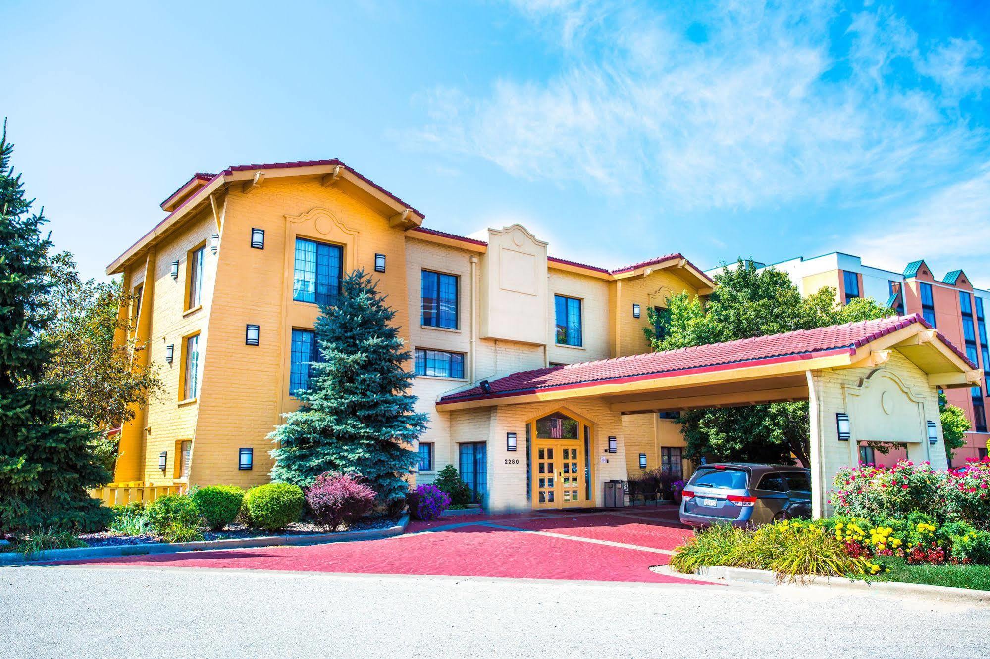 Country Inn & Suites By Radisson, Chicago-Hoffman Хоффман-Эстейтс Экстерьер фото